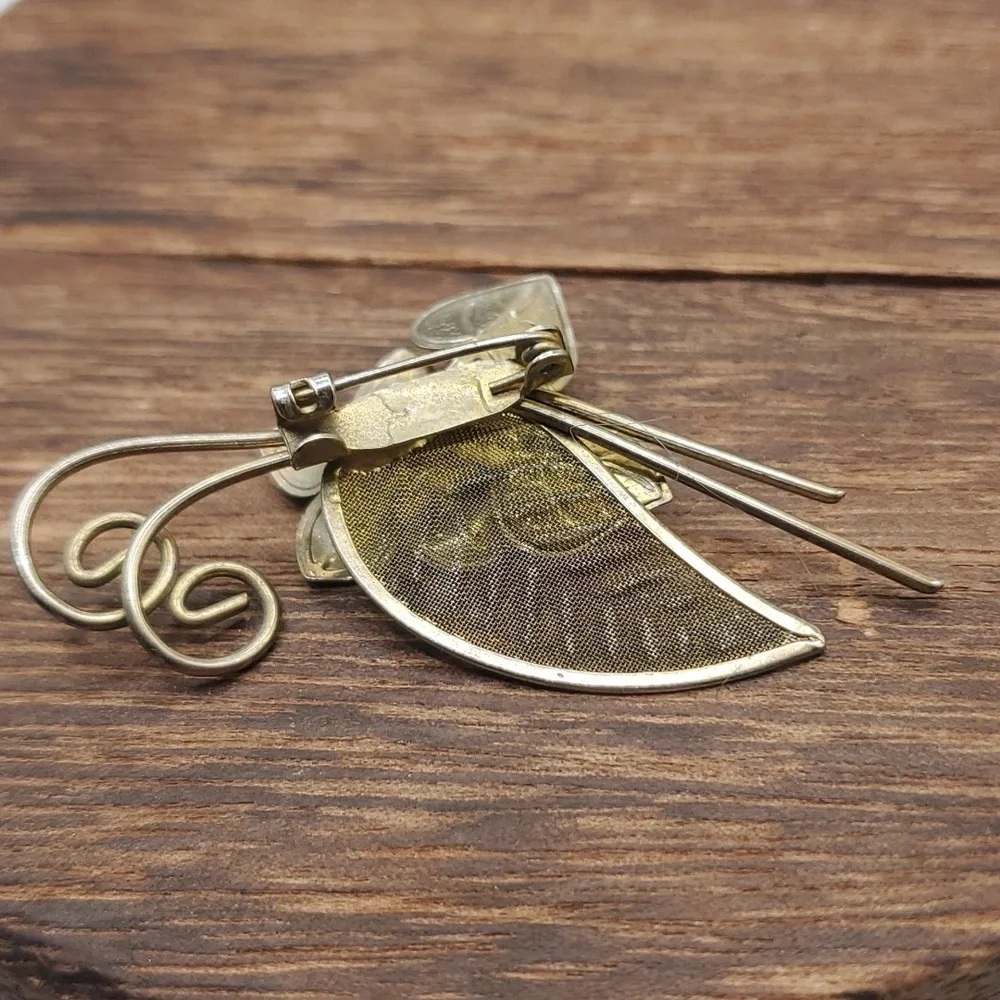 B403‎ lace and frills magnolia bloom brooch